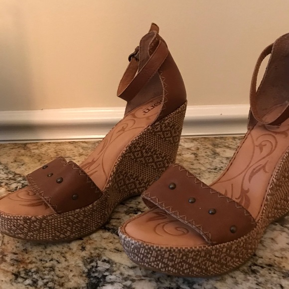 Very nice size 9 wedges - Picture 7 of 13